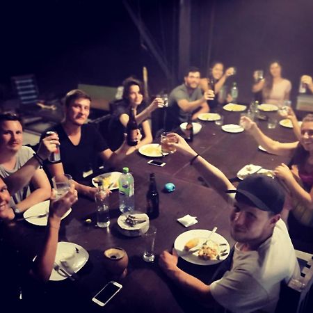 Yala Yin Yang Hostel Palatupana Bagian luar foto